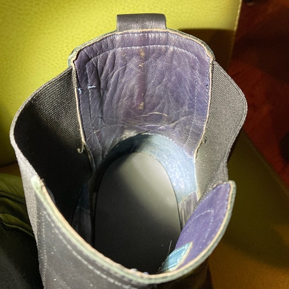 Men's Cole Haan Chelsea Boots - Picture 10 of 12